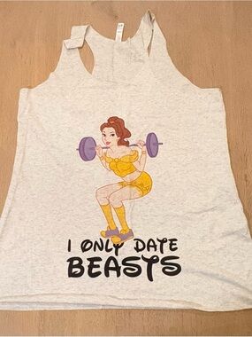 Women’s Light Gray Graphic Tank Top — 'I Only Date Beasts'